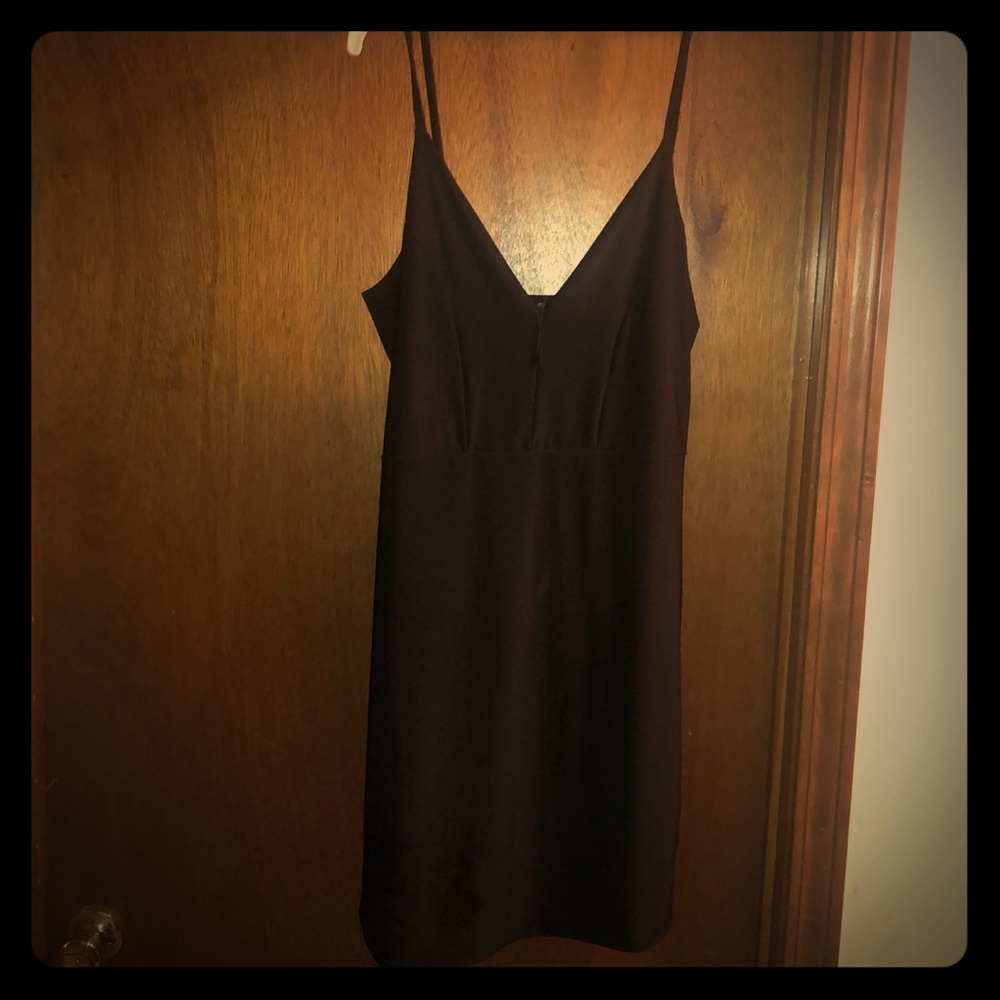 Lovely sleek black dress from pretty little thing